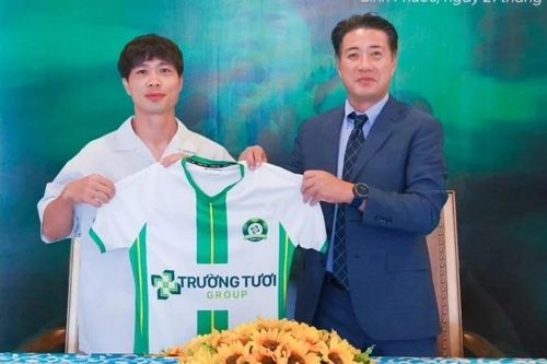 Chuyên gia Nhật Bản chia tay đội bóng của Công Phượng