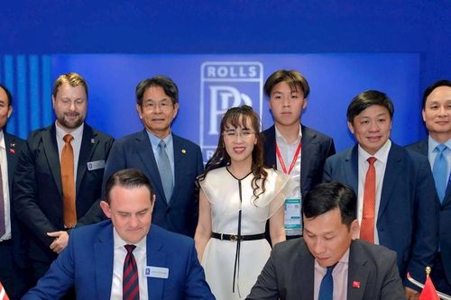 Vietjet ký đơn hàng mới 40 động cơ Trent 7000 với Rolls-Royce