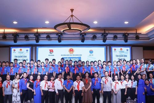 Tăng cường kiểm soát không gian mạng, thực phẩm học đường cho trẻ