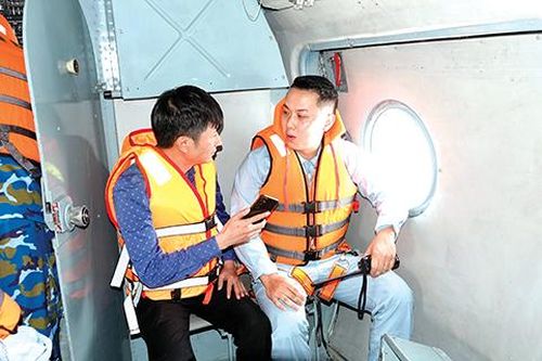 Vượt gió, xuyên mây cùng lính bay