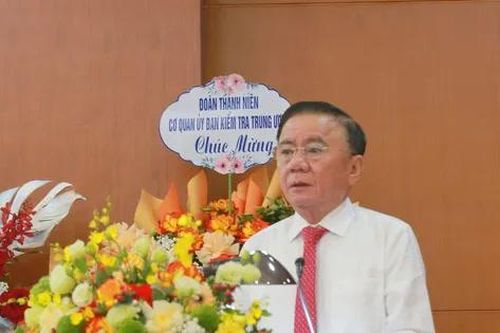 Thường trực Ban Bí thư: Giải quyết dứt điểm đơn thư tố cáo liên quan nhân sự cấp ủy khóa tới