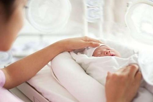 Vụ bị kỷ luật vì sinh con thứ 3, người trong cuộc nói lời gan ruột