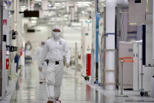 Hàng nghìn công nhân nhà máy Intel đối mặt nguy cơ mất việc ngay tháng 7