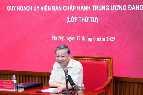 Xây dựng đội ngũ cán bộ đủ năng lực đưa đất nước bước vào kỷ nguyên mới