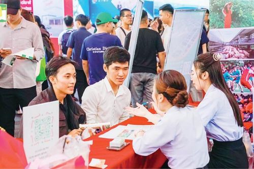 Nguồn nhân lực chất lượng cao cho nông nghiệp: Cung không đủ cầu