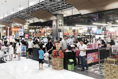 'Cú hích' phát triển thương mại nội địa
