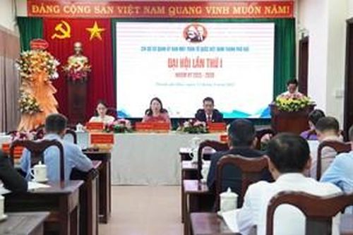 Bà Nguyễn Thị Ái Vân làm Bí thư Chi bộ cơ quan Ủy ban MTTQVN thành phố Huế