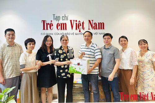 100 năm Báo chí Cách mạng Việt Nam: Chủ tịch Hội BVQTEVN ghi nhận nỗ lực vì trẻ em của Tạp chí Trẻ em Việt Nam