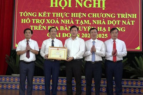 Giai đoạn 2021 - 2025, huyện Hạ Lang hỗ trợ 1.321 nhà tạm, nhà dột nát