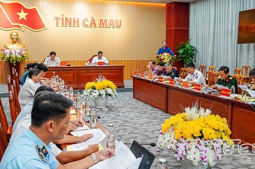 Quyết liệt đấu tranh ngăn chặn, đẩy lùi tình trạng buôn lậu, gian lận thương mại, hàng giả