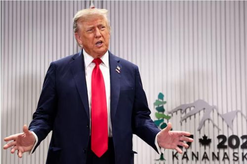 Tổng thống Trump: Tất cả mọi người nên rời Tehran ngay lập tức