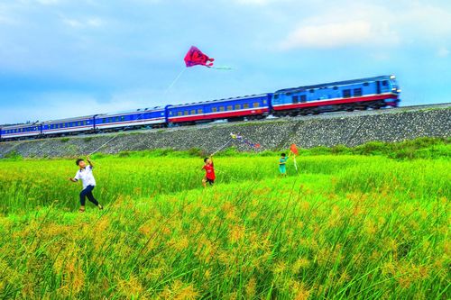 Hành trình đường sắt Bắc - Nam xếp hạng 'tuyệt vời nhất thế giới' 2025
