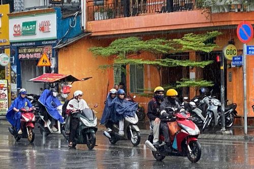 TPHCM sẽ chịu ảnh hưởng 4-7 cơn bão và áp thấp nhiệt đới