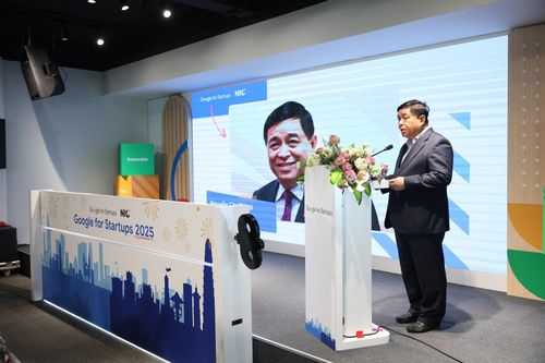 Phó thủ tướng đề nghị Google phổ cập AI cho doanh nghiệp Việt Nam