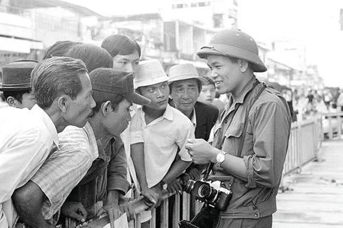 Nghề báo và những câu chuyện lịch sử