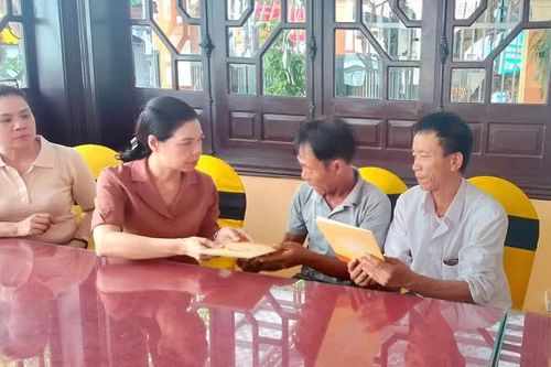 Hà Nội: Lãnh đạo Mặt trận TP thăm hỏi gia đình nạn nhân tử vong do hỏa hoạn ở Hà Đông