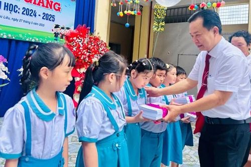 Tạo điều kiện thuận lợi cho gần 500 học sinh từ Bạc Liêu về Cà Mau học tập