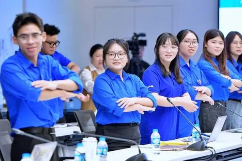 Khai mạc chương trình huấn luyện tình nguyện viên dạy tiếng Anh cấp Trung ương