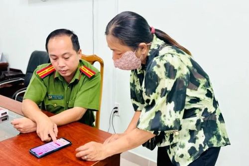Bố trí 6 địa điểm phục vụ trả con dấu cho các đơn vị theo mô hình cũ