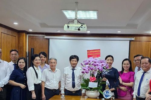 Lãnh đạo TP Hồ Chí Minh thăm, chúc mừng Văn phòng Đại diện Hội Nhà báo Việt Nam khu vực phía Nam