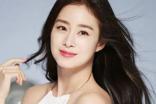 Số tiền nhãn hàng bỏ ra để mời Hyun Bin, Kim Tae Hee