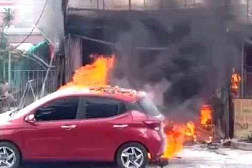 Đổ xăng dọa vợ, cả tiệm gội đầu, quán ăn và ôtô bị lửa bao trùm