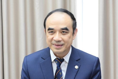 Lời khuyên tâm huyết của Hiệu trưởng Đại học Y Hà Nội với 50 bác sĩ trẻ vùng khó khăn