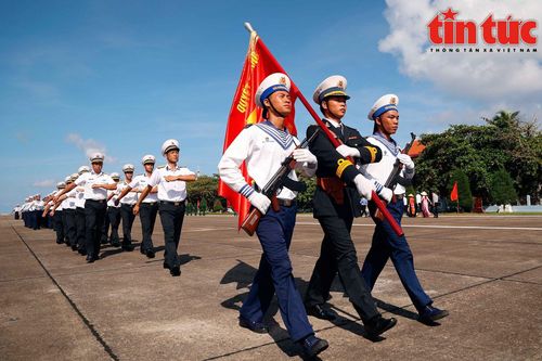 Theo ống kính phóng viên ảnh tới Trường Sa