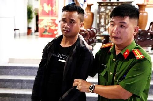 Khởi tố đối tượng đâm chết người chỉ vì nghĩ bị khiêu khích bằng tiếng nẹt pô