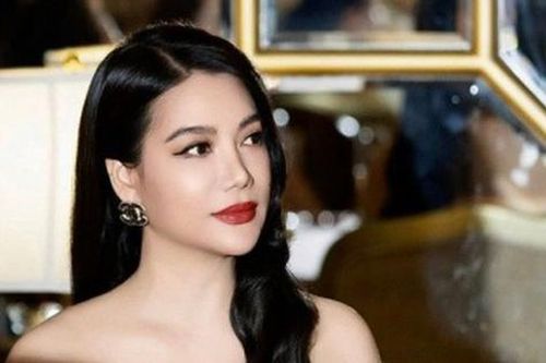 Mỹ nhân tài sắc của showbiz Việt sở hữu penthouse 300m2, qua 1 lần đò, U50 vẫn trẻ trung, bốc lửa