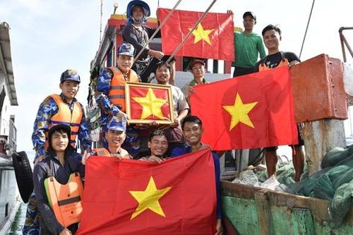 Nhiều hoạt động thiết thực giúp ngư dân vùng biển, đảo Tây Nam giảm 'nghèo' thông tin