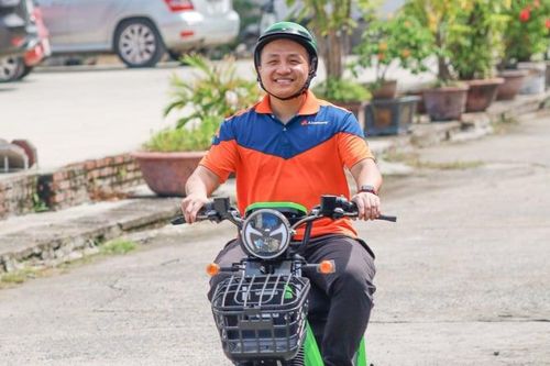 Cách mạng xanh hóa bắt đầu từ những chiếc xe máy điện