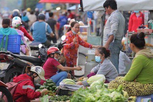 ĐBQH: Giá điện, giá vàng kéo giá thực phẩm tăng trong khi thu nhập người lao động lại giảm