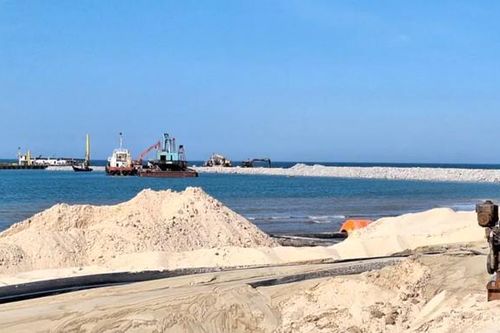 Quảng Trị siết chặt quản lý khoáng sản phát sinh từ dự án cảng Mỹ Thủy