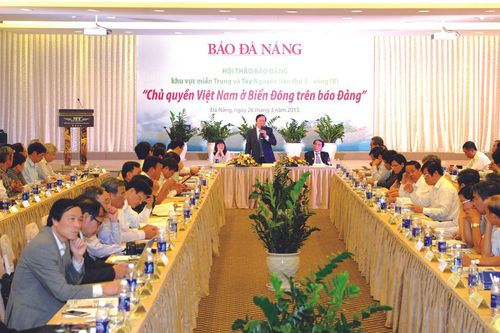 Nghĩ từ những cuộc gặp gia đình báo Đảng