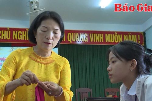 Hạnh phúc là được sẻ chia