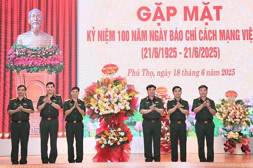 Quân khu 2 gặp mặt kỷ niệm 100 năm Ngày báo chí Cách mạng Việt Nam