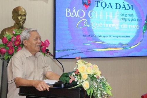 Đất nước không thể lớn mạnh nếu không có sự lớn mạnh của báo chí