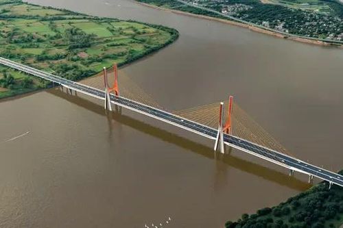 Hà Nội - thành phố của những cây cầu