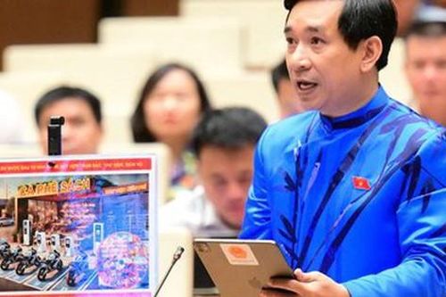 ĐBQH đề xuất tận dụng trụ sở dôi dư: Vừa sạc xe điện, vừa đọc sách chờ xe đầy pin