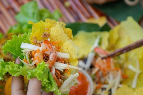 Thương nhớ bánh xèo miền Tây