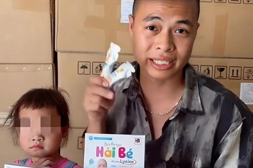 Tự trách mình vì từng ép con uống gần 2 hộp 'siro ăn ngon Hải Bé'