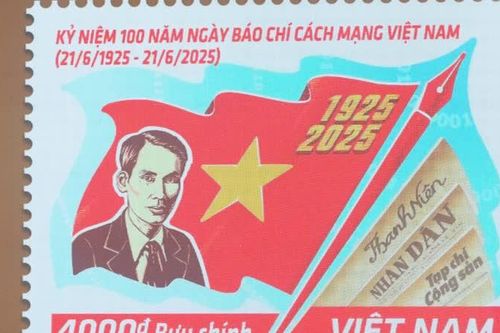 Phát hành bộ tem đặc biệt tôn vinh hành trình 100 năm Báo chí Cách mạng