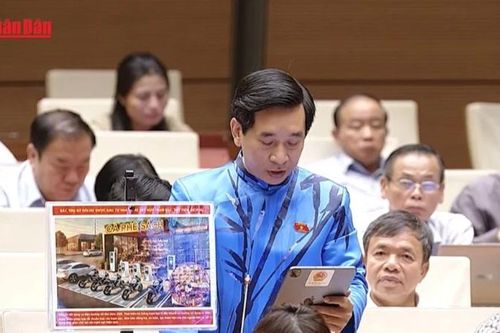 Đề xuất chuyển đổi trụ sở dôi dư sau sáp nhập thành thư viện, bãi đỗ xe thông minh