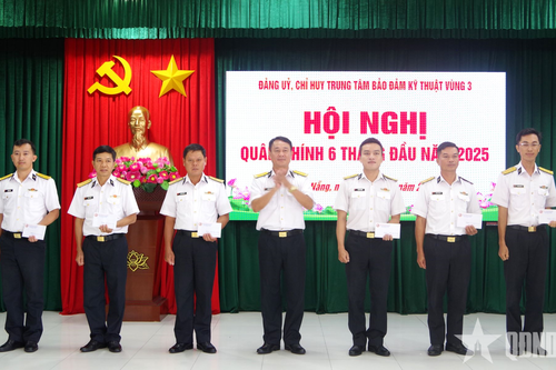 Trung tâm Bảo đảm Kỹ thuật (Vùng 3 Hải quân) bảo đảm tốt kỹ thuật cho các nhiệm vụ
