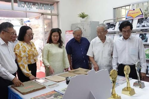 Triển lãm chuyên đề 'Bài báo là tờ hịch cách mạng'