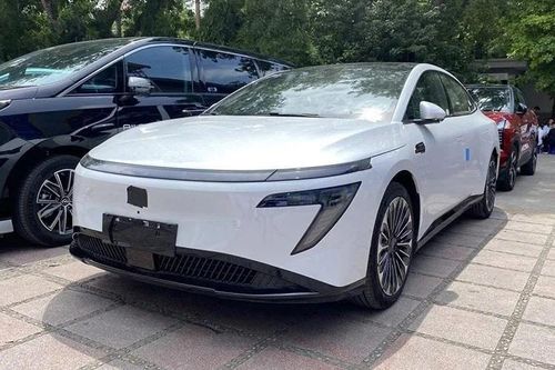 Tóm gọn Nissan N7 điện 'bằng xương bằng thịt' tại Việt Nam