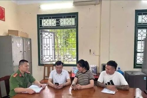 Một phụ nữ nhận lại gần nửa tỷ đồng chuyển khoản nhầm