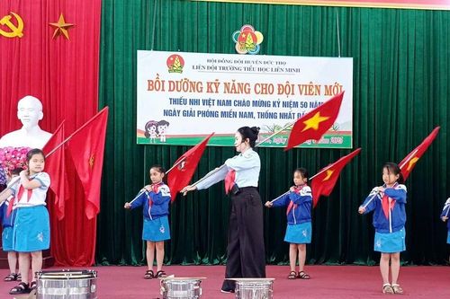 Thắp lửa phong trào Đội từ việc nhỏ
