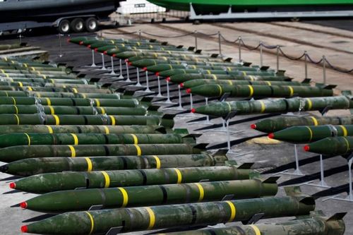 Tin thế giới sáng 19/6: Hàn Quốc điều trần ứng viên Thủ tướng, Ukraine thông qua luật đa quốc tịch, Mỹ sản xuất 1 triệu quả đạn pháo